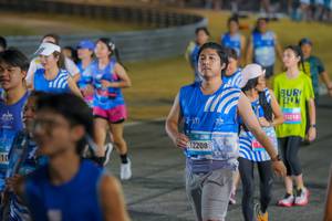 BIB: 111, 12208, 13218
                            <button type="button" onclick="openModal(23041678)" class="btn btn-primary btn-sm float-right btn-popup" data-toggle="modal" data-target=".modal-high-quality">
                        <i class="fas fa-shopping-cart"></i> Add to Cart
                    </button>
                                            <button type="button" onclick="isThisMe(23041678, true)" class="btn btn-success btn-sm float-right btn-popup btn-isme hidden" data-toggle="tooltip" data-placement="bottom" title="นี่คือรูปของคุณใช่ไหม คลิกที่นี่เพื่อเอาเข้าอัลบั้ม">
                        <i class="fas fa-plus"></i> Add to album
                    </button>
                    <button type="button" onclick="isThisMe(23041678, false)" class="btn btn-warning btn-sm float-right btn-popup btn-isnotme hidden">
                        <i class="fas fa-ban"></i> Remove from album
                    </button>